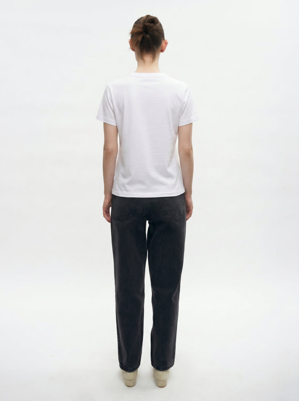 WOMEN'S REGULAR SHORT SLEEVE T-Shirt _ 140gsm / 4.13oz