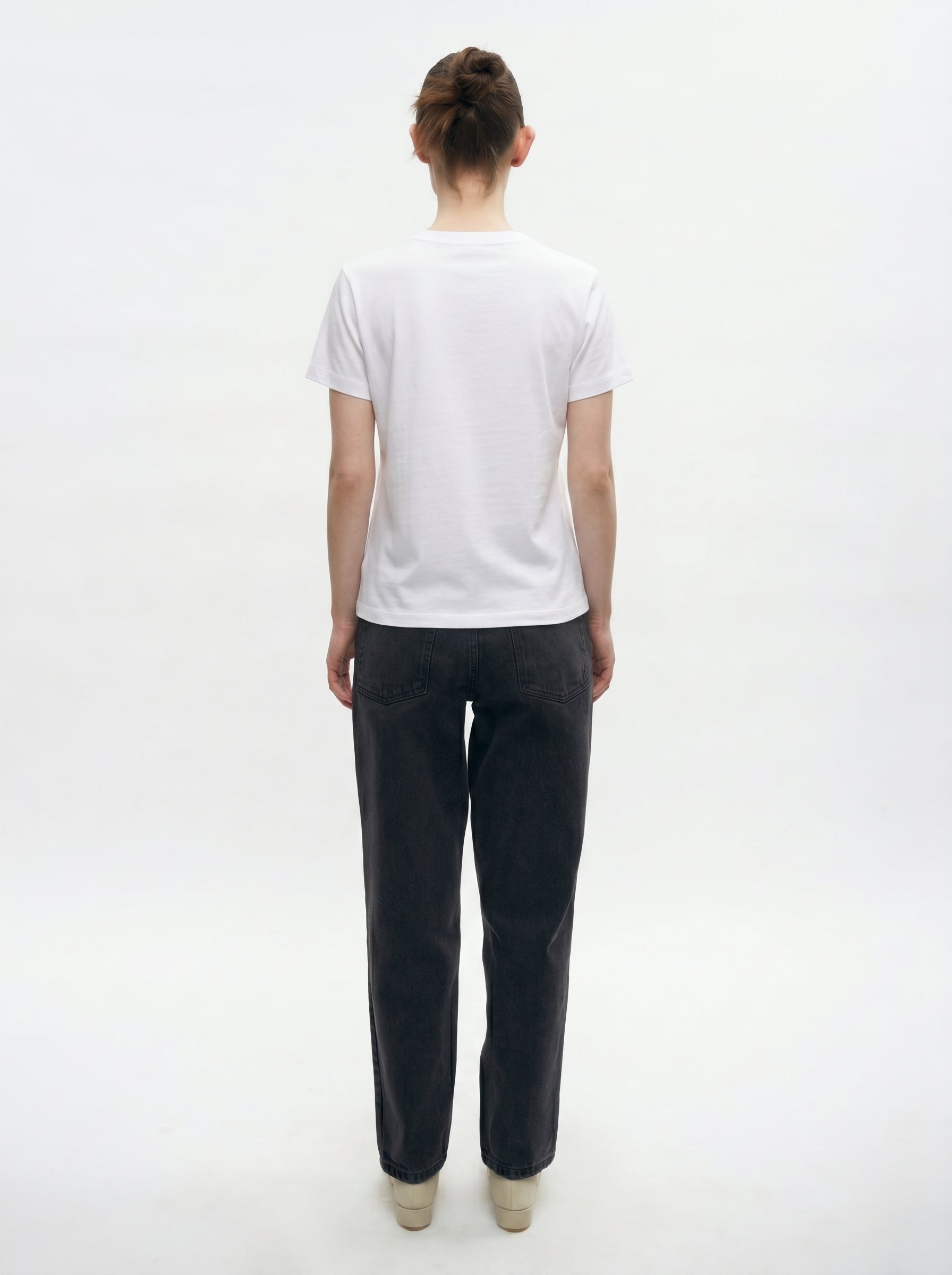 WOMEN'S REGULAR SHORT SLEEVE T-Shirt _ 140gsm / 4.13oz
