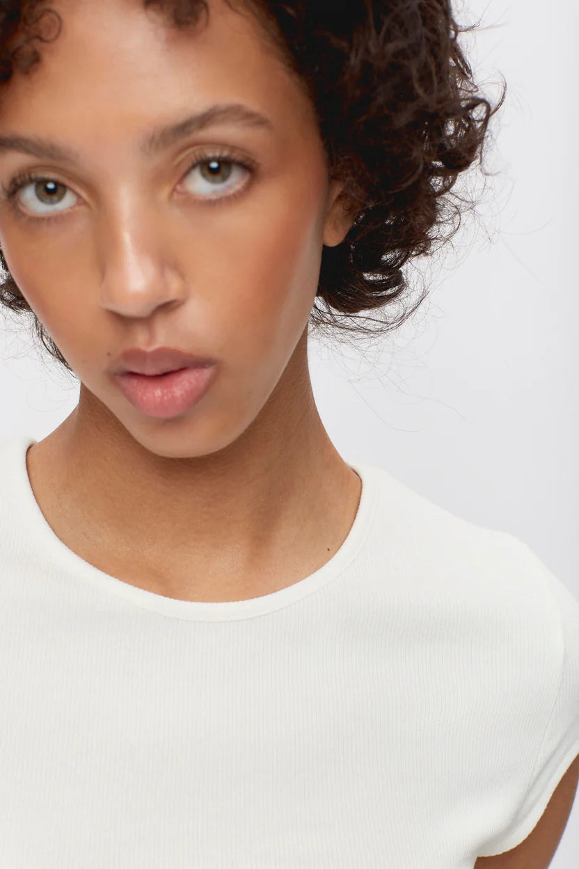 WOMEN'S CROP TOP T-Shirt _ 140gsm / 4.13oz