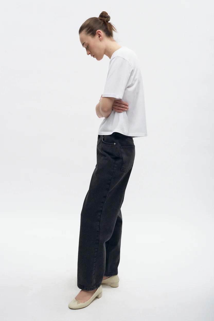 WOMEN'S REGULAR SHORT SLEEVE T-Shirt _ 140gsm / 4.13oz